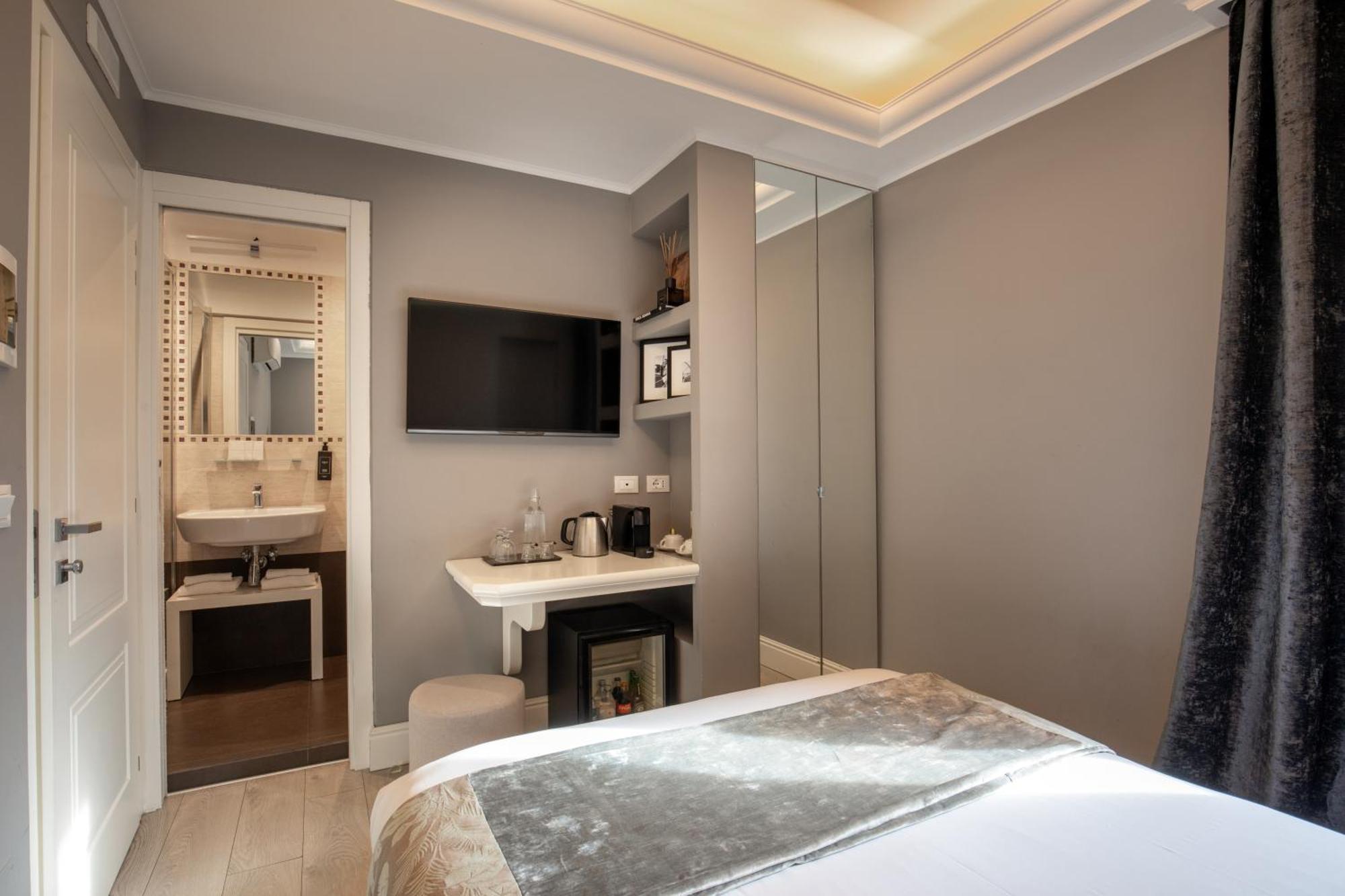 Naman Hotellerie - Spagna Rome Exterior photo